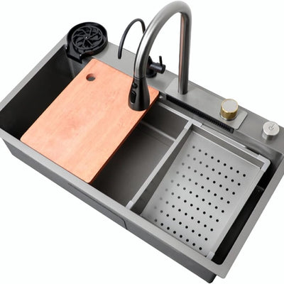 MÜASİR ÜSLUBDA MOYDADIR