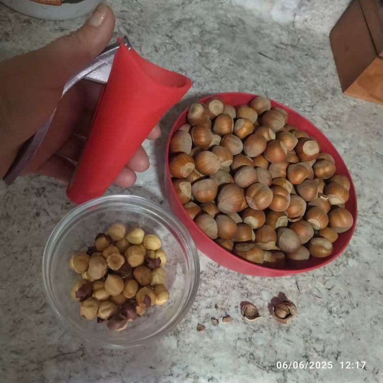 Qoz sındıran alət
