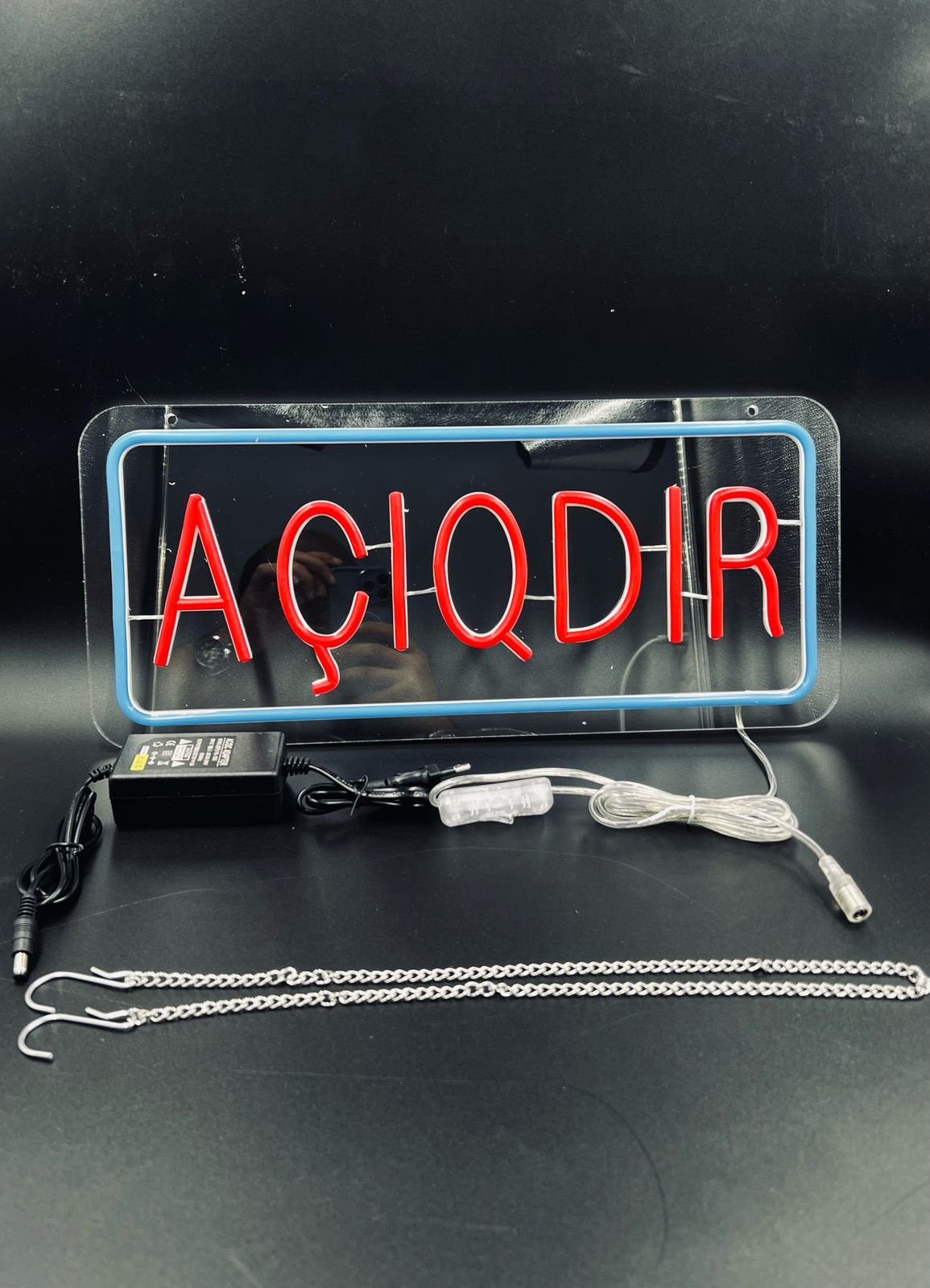 LED “Açıqdır” reklam lövhəsi