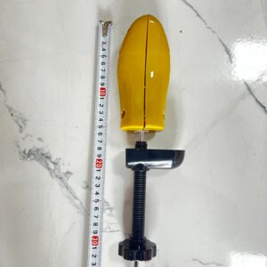Ayaqqabı böyüdən