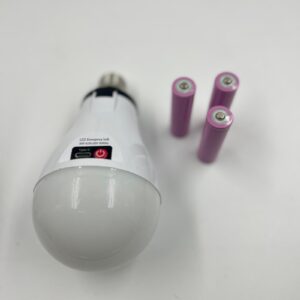 Akkumulyatorlu lampa