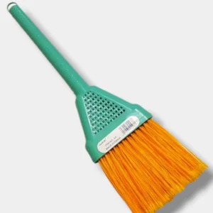 Plastik süpürgə süpürgə