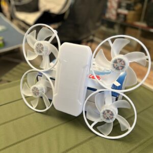 4 pərli işıqlı asma sərinkeş — dron dizaynı