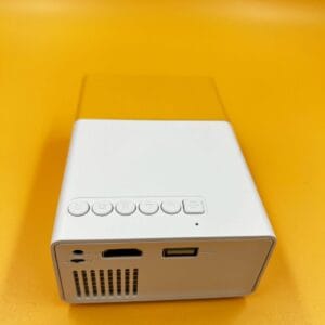 Mini proyektor