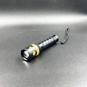 Yaşıl qutulu lampa başlıqlı polis fənəri
